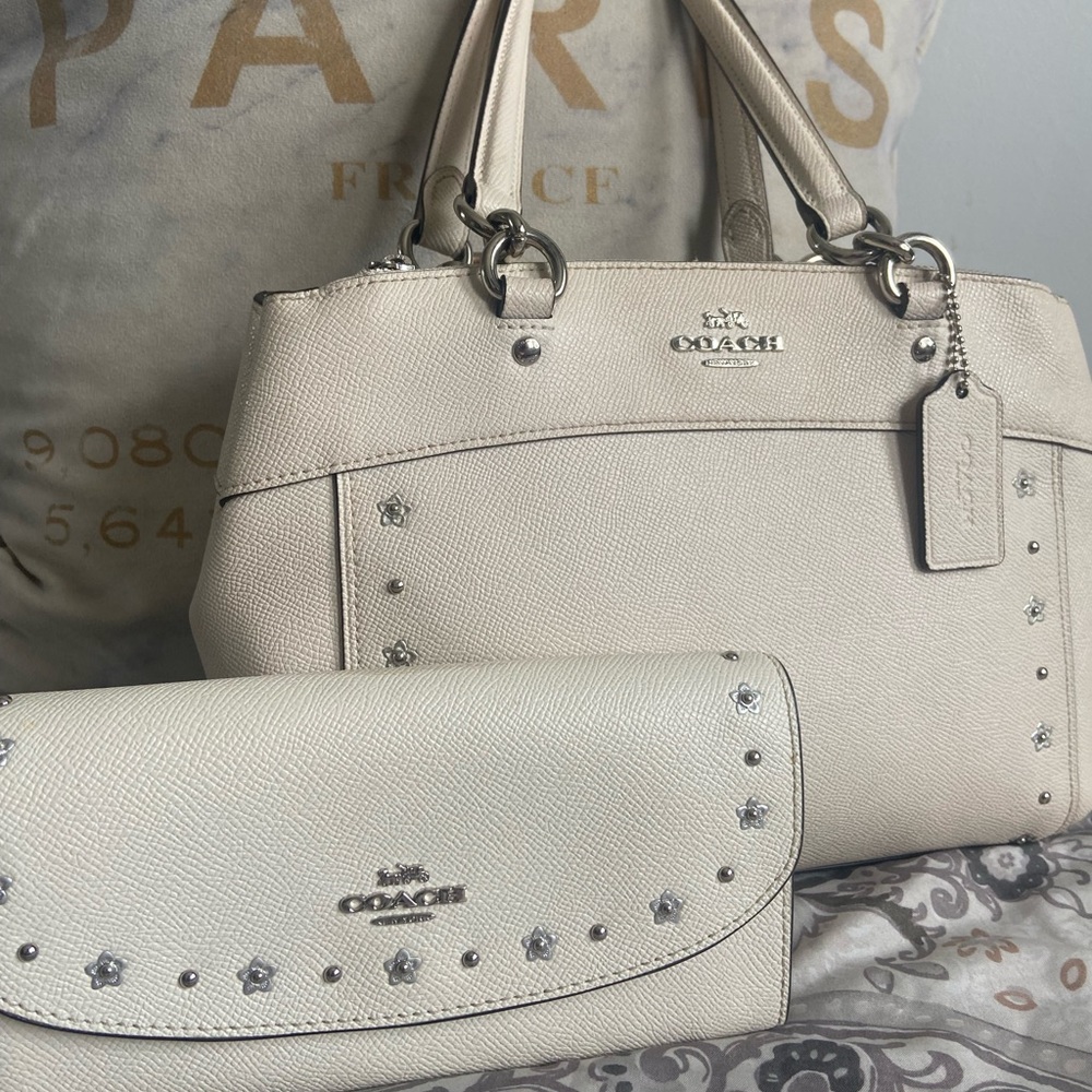 Coach Set/ Purse and wallet